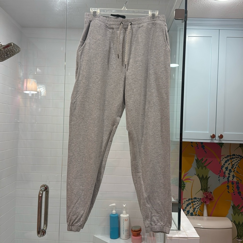 Vuori Performance Joggers - Women's Grey Also